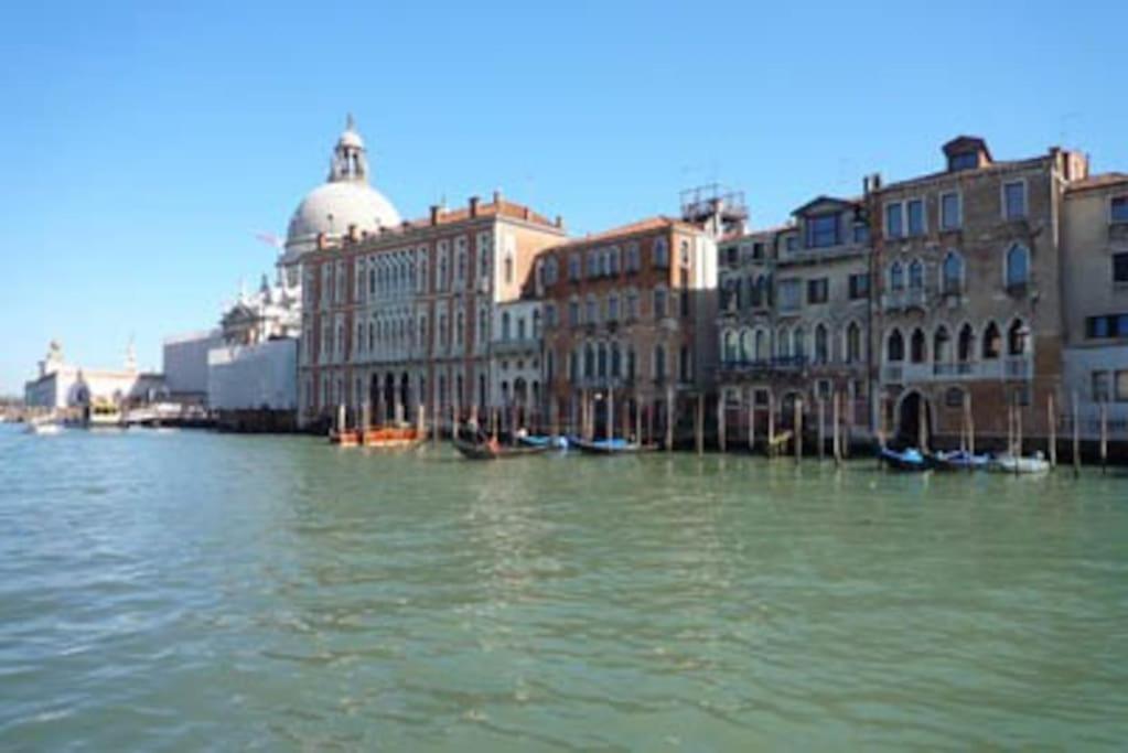San Marco Charming Apartment With Canal View Venice Exterior photo